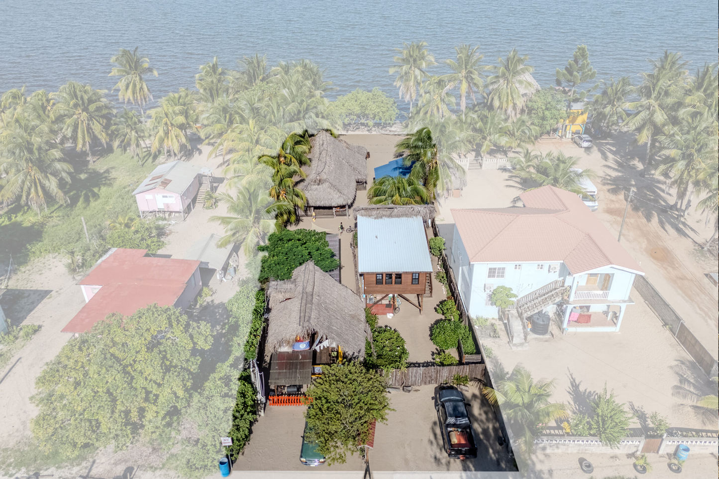 Driftwood Beach Bar & Pizza Shack | Hopkins, Stann Creek District